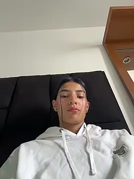 Ema Rose  online show from February 13, 8:43 pm