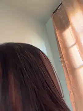 jujuarantes  2026 online show from April 14, 2:17 pm