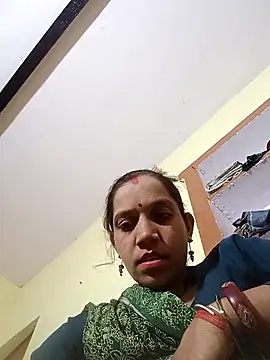 Karishma singh online show from February 9, 3:25 pm