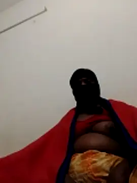 Hot Sweety02 online show from February 1, 9:57 pm