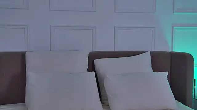 CindyMill online show from February 19, 6:35 am