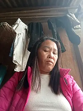 dakota-kis online show from February 18, 9:30 am