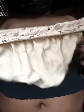 fingerbit07 online show from April 6, 5:41 am