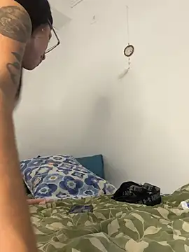 moronoiroficial online show from February 12, 2:13 am