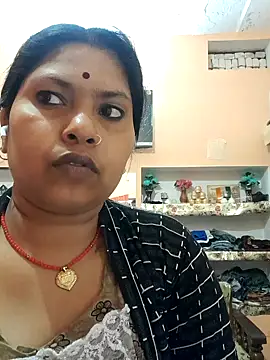 Punam shekh online show from February 3, 6:22 am