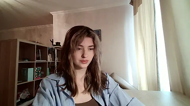 Dia DeAmas online show from March 10, 12:20 pm