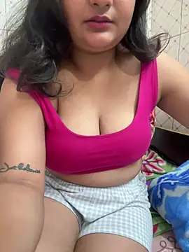 Curvy Anaya online show from June 18, 5:51 pm