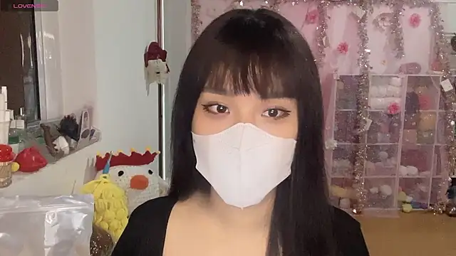 Tieu-May online show from March 11, 8:51 am