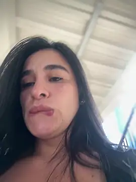 RoseOnYou online show from April 16, 7:35 pm