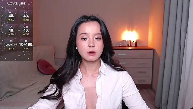 lia hetty online show from September 13, 5:21 pm