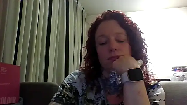 EmmilynnCremes online show from January 10, 5:06 pm