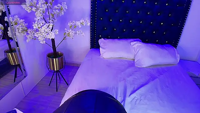 Hannah andrews online show from February 2, 3:22 pm