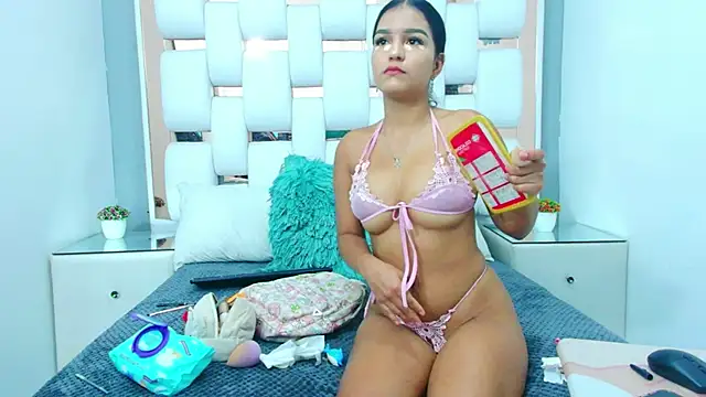 MelodyRouse online show from June 6, 1:28 pm