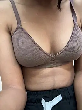 hina 001 online show from March 11, 3:11 am