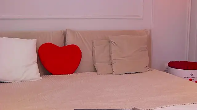 AriannaRuss online show from March 21, 6:07 am