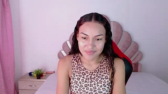 Naya  fox723 online show from February 2, 8:41 pm