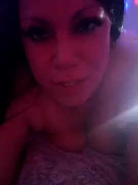 daaibabyxxx online show from April 24, 9:17 pm