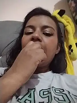 cinthia2011 online show from February 28, 1:16 am