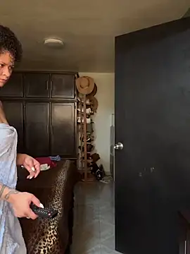 NenisJessicaOchoa online show from February 4, 6:44 pm