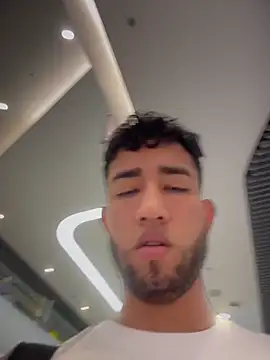 liam bronw online show from April 7, 6:43 pm