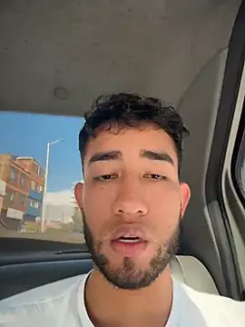 liam bronw online show from April 12, 8:22 pm