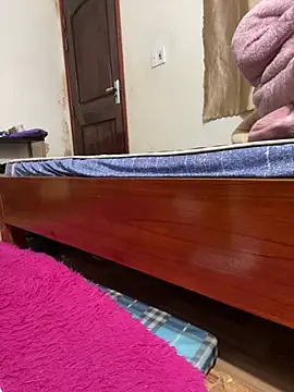 lealia699 online show from March 5, 6:26 pm