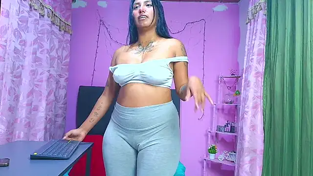 frieren je online show from January 10, 3:11 am