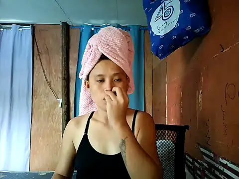 cute rose12 online show from January 16, 4:30 am