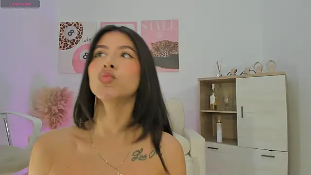 Sussan Monroe online show from April 14, 11:21 am