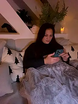 Milenaxlee online show from January 9, 9:08 pm