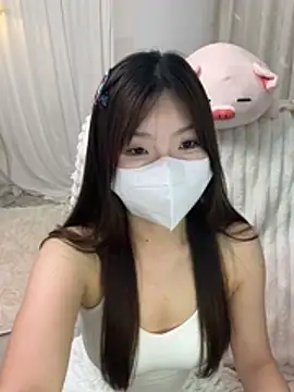  xiaoxinxin  online show from May 11, 2:45 pm