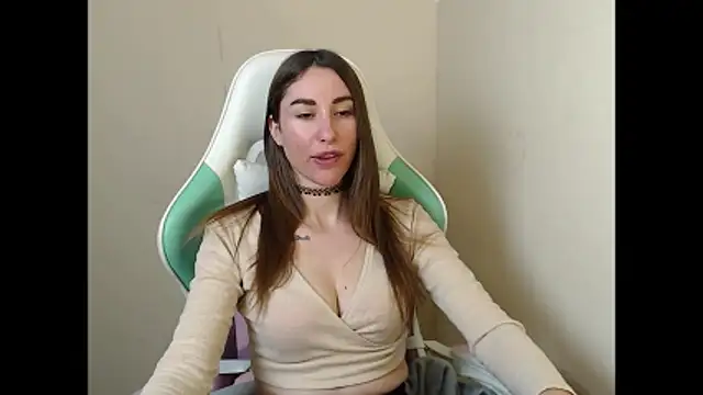 cammila horn online show from February 5, 12:19 pm