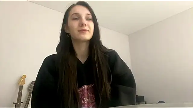 miaumiau Mia online show from March 11, 6:54 pm