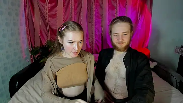 swiity room  online show from April 21, 4:36 pm