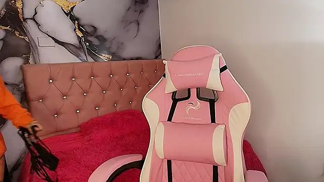 Evangeline heell online show from January 9, 2:27 am