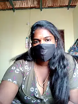 Milky Julia online show from February 20, 7:10 am