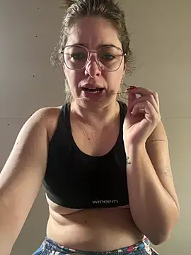 soyanahii online show from April 24, 1:47 pm