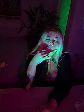 hexaxex online show from April 17, 10:01 pm