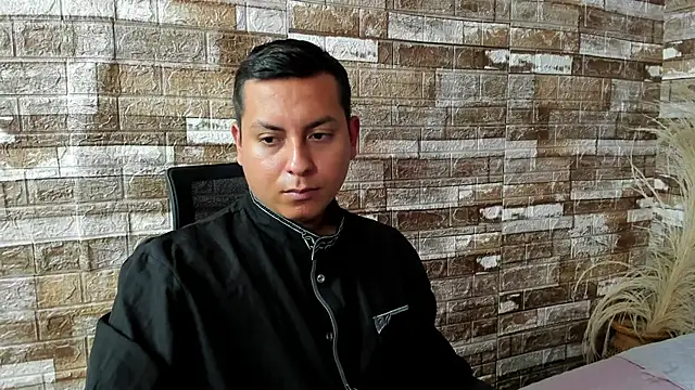 Hadarah and Hasan online show from January 15, 6:58 pm