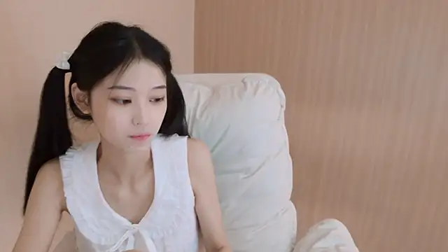 iiiiiiiiiu online show from April 9, 6:19 am