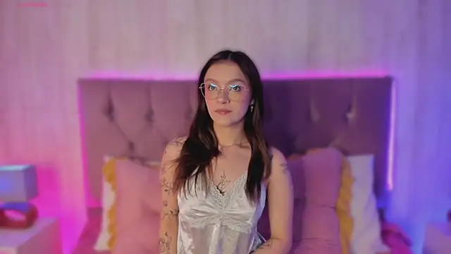 alyy cut3 online show from February 11, 2:29 pm