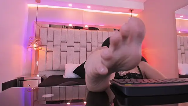  NatachaDiaz  online show from March 19, 3:49 pm