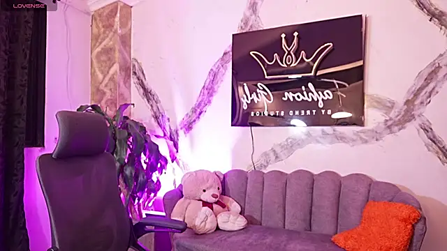 SalomeeHott  online show from February 26, 5:50 am