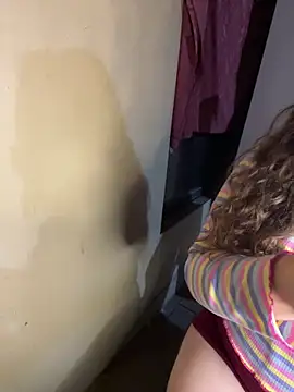 ParejaSutra69 online show from April 21, 5:14 am