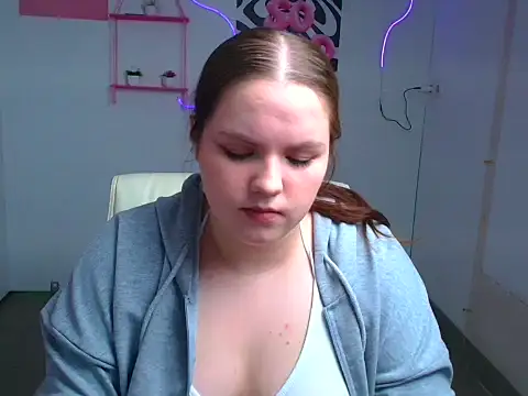 Kitty Mia Kitty online show from January 15, 10:10 am