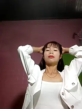 Yaya-827 online show from February 2, 6:34 am