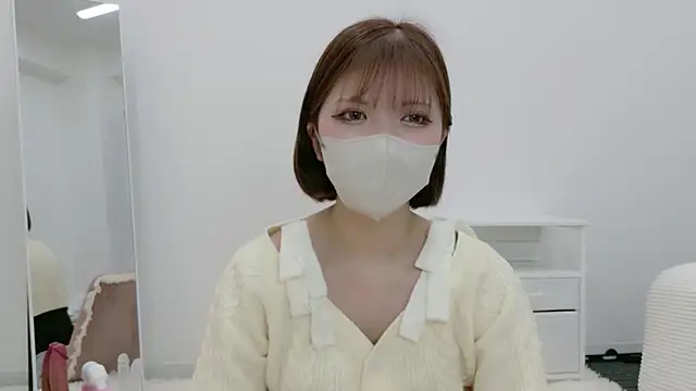 himarichan v online show from March 8, 4:55 pm