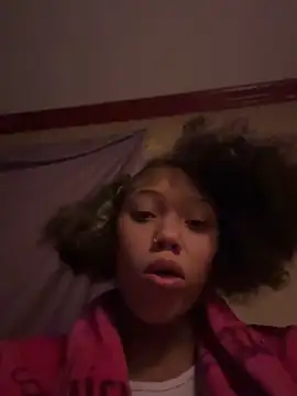 Tamiii420 online show from February 2, 2:32 am