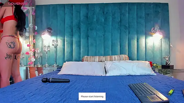 mia ellieth online show from April 14, 6:57 am