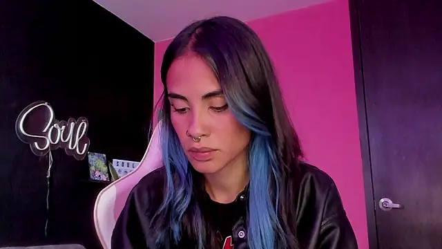 azula lillet online show from March 27, 9:15 pm